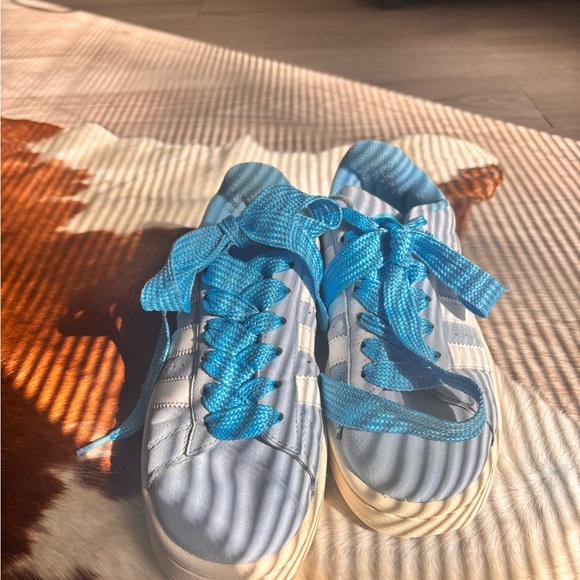 adidas Shoes - Campus Light Blue
